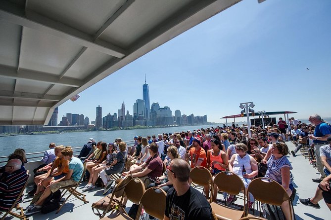 Circle Line: 2.5hr - Complete Manhattan Island Cruise - How the live narration works (and why guides matter)