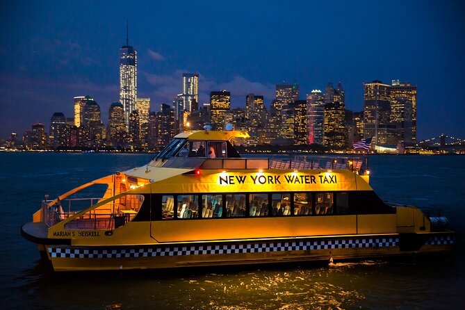 Circle Line: New York City Statue of Liberty Super Express Cruise - South Street Seaport to the Brooklyn Bridge: City Views With Real Context