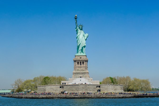 Circle Line: New York City Statue of Liberty Super Express Cruise - Pier 16 Start Point: Arriving Early So You Don’t Lose Your Seat