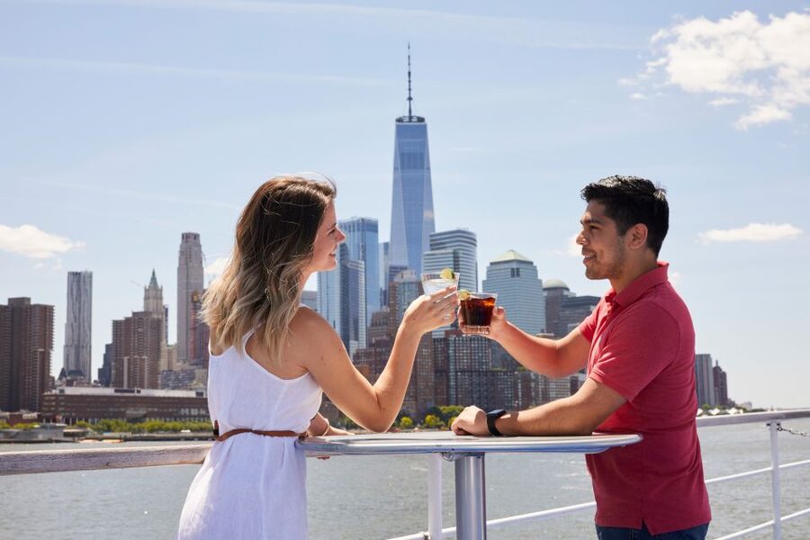 City Cruises New Jersey: NYC Buffet Lunch or Dinner Cruise - Where You Start: Lincoln Harbor Marina and Finding the Right Vibe