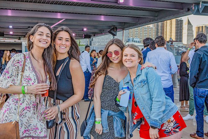 City Cruises New York Alive After Five Cruise - Chrysler, Brooklyn Bridge, and Ellis Island: The Photo-Heavy Midsection
