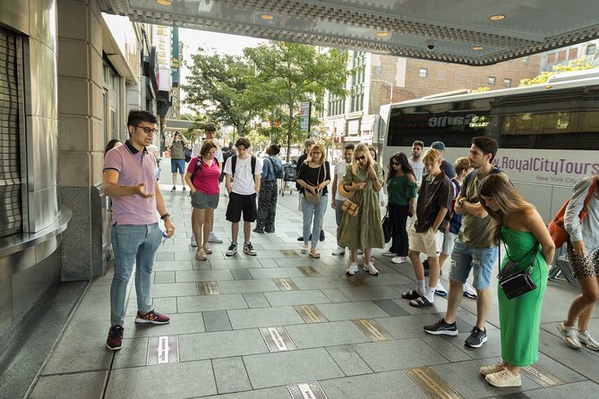 City of Contrasts Tour-Manhattan, Bronx, Queens and Brooklyn - Rockefeller Center and St. Patrick’s Cathedral: two different kinds of “New York” in one run