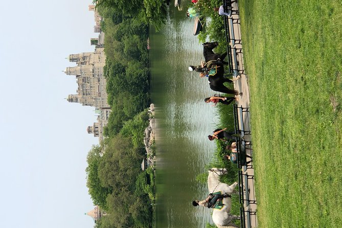 Deluxe Central Park Pedicab Tour - Accessibility and who this tour fits best