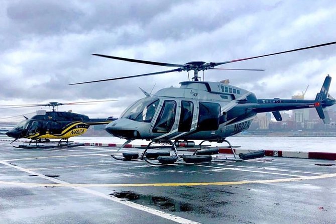 Deluxe Manhattan Helicopter Tour - Where the tour starts: 6 East River Piers and check-in pressure