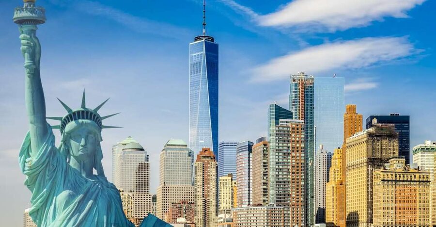 Downtown New York Highlights Private Walking Tour - Trinity Church and the Hamilton connection (3, 4, and 6-hour options)