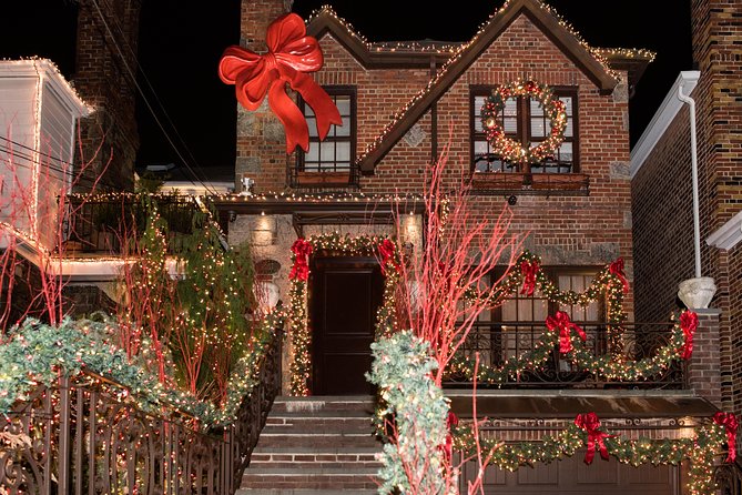 Dyker Heights Christmas Lights and NYC Skyline View Bus Tour - Price and Value: Why $69 Can Make Sense in December