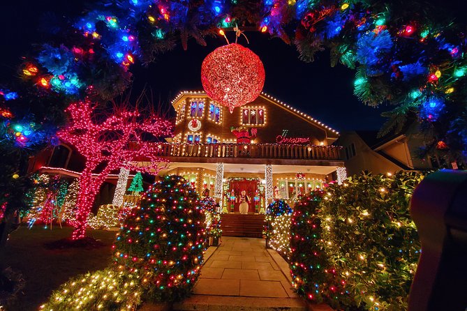 Dyker Heights Christmas Lights Guided Tour - Timing, Walking, and Winter Tips That Make or Break It
