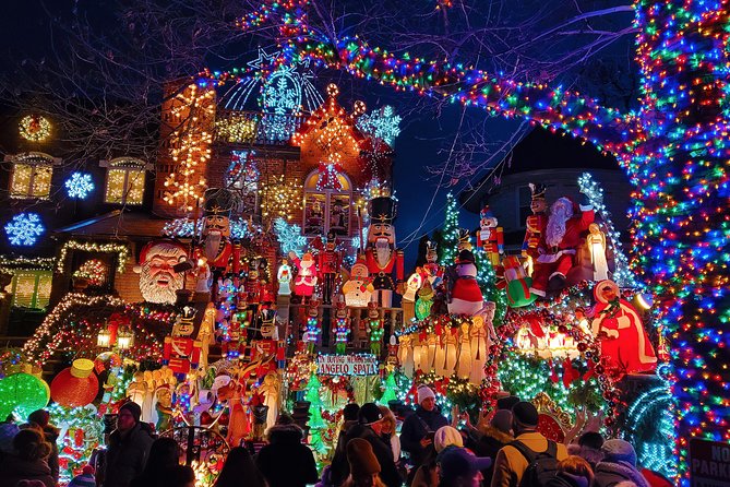 Dyker Heights Christmas Lights Guided Tour - Dyker Heights: Two Illuminated Streets and an Hour to Photograph