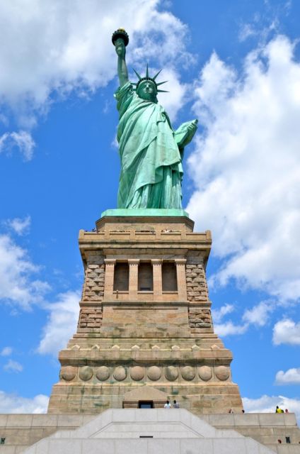 Easy Access Statue of Liberty & Brooklyn Bridge Discovery - The early harbor ferry ride: how the reserved-time access helps
