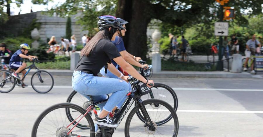 Electric Bike Tour: Classic Manhattan And More! - Battery Park, Little Italy, and Chinatown: Neighborhoods With Real Texture