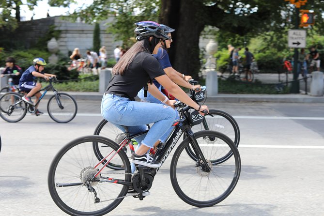 Electric Bike Tour of Manhattan and the Waterfront Greenway - Tribeca Setup: Helmets On, Then Out the Door