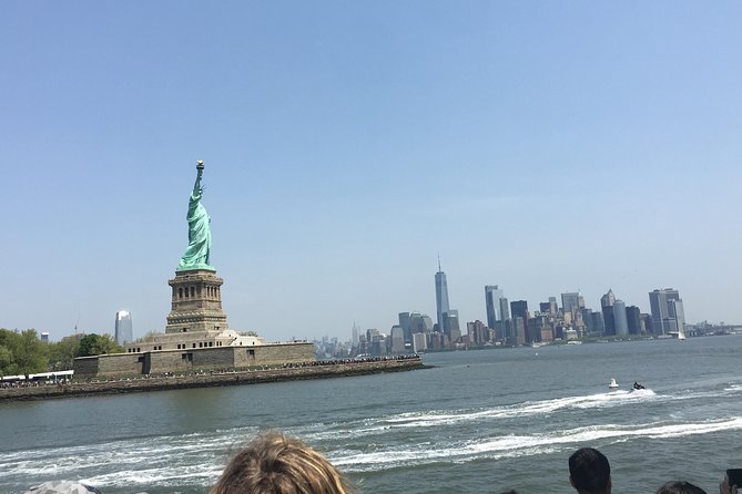 Ellis Island Statue of Liberty and 9/11 Memorial Pools Tour - Stop 1: Liberty Island and the Statue of Liberty views