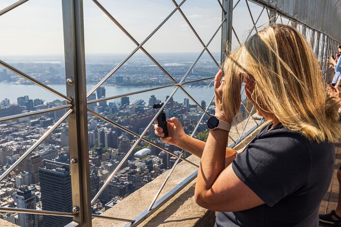 Empire State Building, Midtown Tour with Optional Top of the Rock - Macy’s Herald Square: The Photo Stop That Helps the View Make Sense
