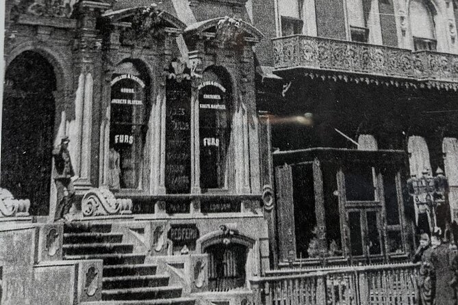 Explore the Ruins of a Forgotten City in the Middle of Manhattan - Madison Square Park: the “wealth turnover” you can still feel