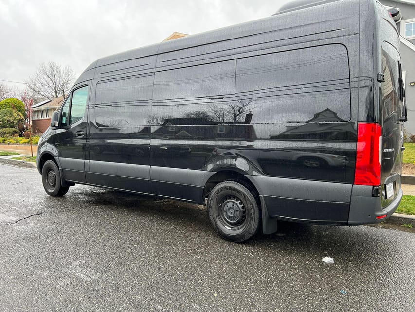 Family And Group Airport Transfer - Price and value: $300 per group up to 8 people