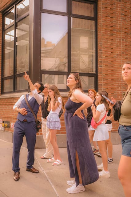 Fan Tribute: Taylor Swift in New York Walking Tour - Meeting at NYU’s Lipton Hall: The Fastest Way to Start Making Sense of Manhattan