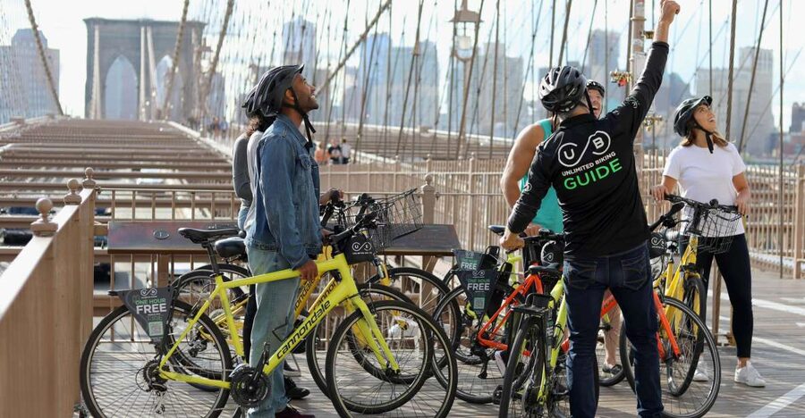 From Manhattan: 2-Hour Brooklyn Bridge Sightseeing Bike Tour - Key highlights at a glance