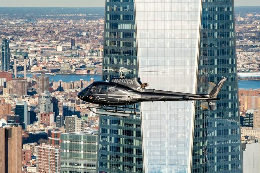 From New Jersey: NYC Skyline Helicopter Tour - Small Group Flights and the Passenger Experience: Calm, Organized, Controlled