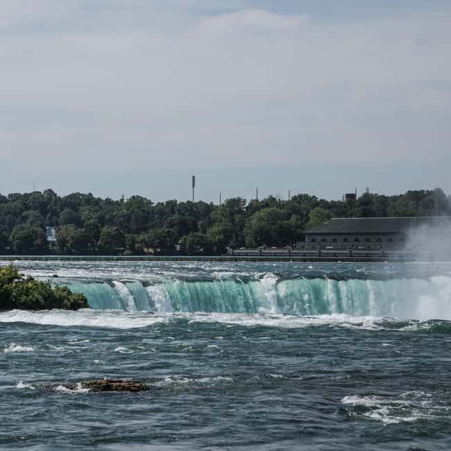 From New York City: Niagara Falls Guided Tour - First Stop: Niagara Falls Observation Tower (Your Viewfinder for the Day)