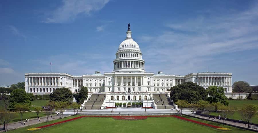 From New York: Washington Excursion in 1 Day - Walking the Arlington and Memorial Route Without Missing the Point
