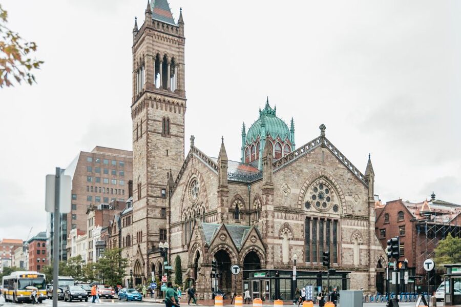 From NYC: Boston and the Freedom Trail Full-Day Tour - Cambridge and Harvard Yard: where the day’s tone is set