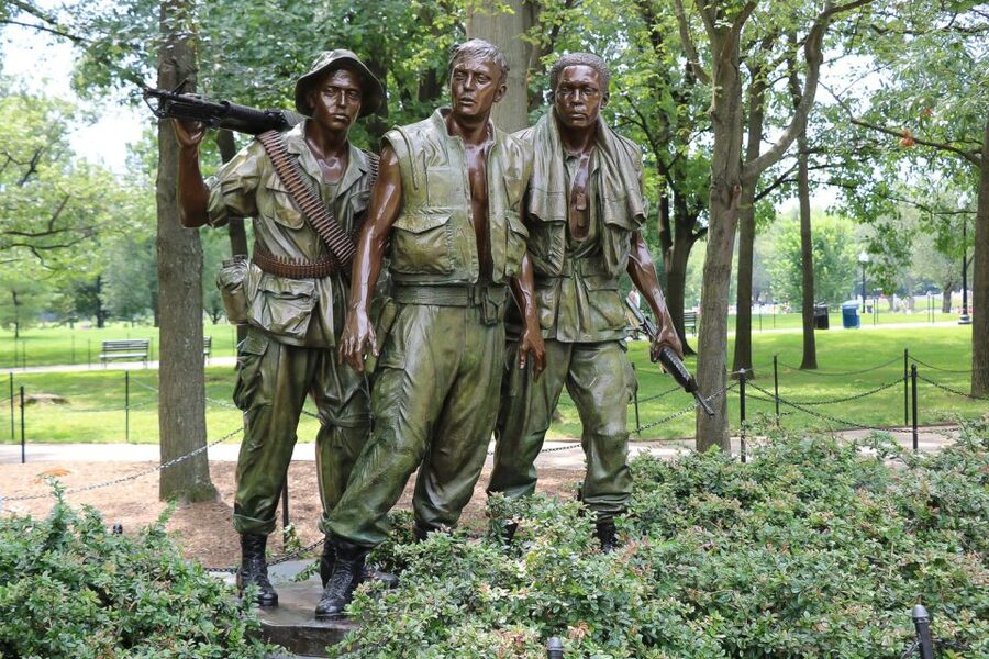 From NYC: Guided Day Trip to Washington DC by Van or Bus - Who should book this DC day trip (and who shouldn’t)