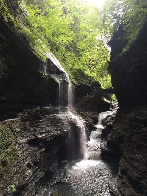 From NYC: Niagara Falls, Washington DC & Philly 3-Day Tour - Day 2: Corning Glass and Watkins Glen before the Falls light show
