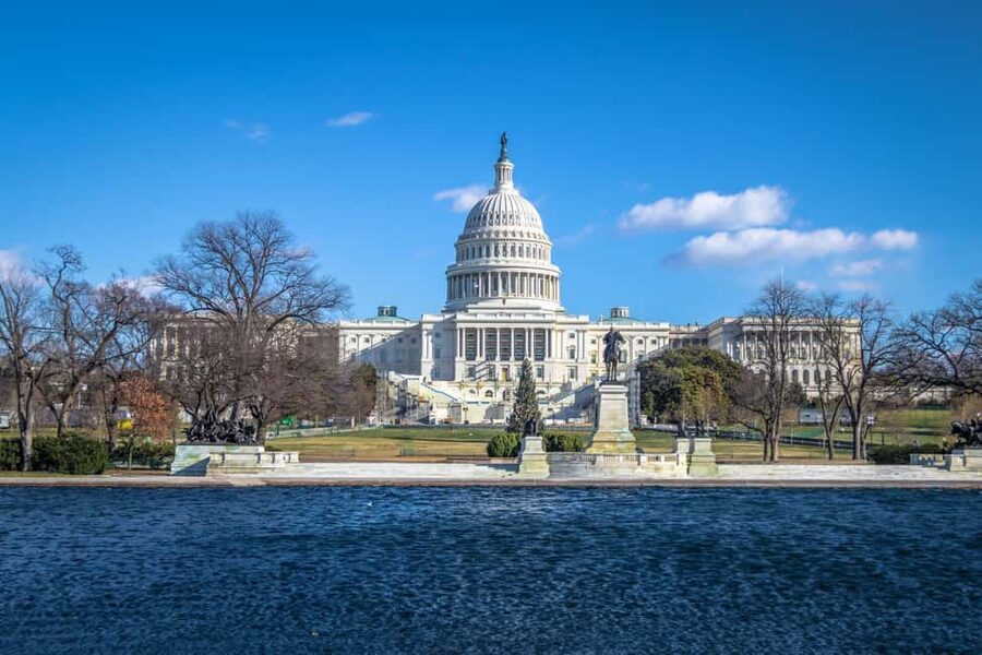 From NYC: Washington Highlights Guided One Day Tour - Return to Manhattan: Delaware Break and a Possible Illuminated Skyline Stop