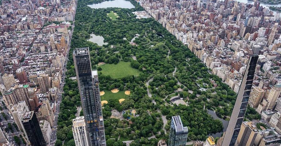 From Westchester: NYC Private Helicopter Tour for Couples - Getting photos and making it a memory (including proposals)