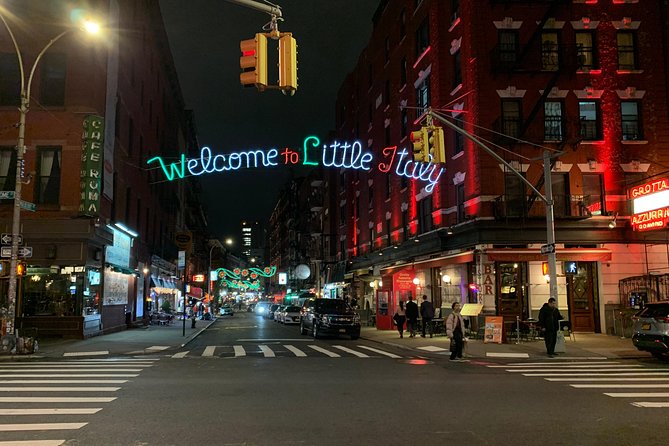 Gangsters and Ghosts Tour New York City - West Village Mansions: Where the Spooky Stories Feel Believable