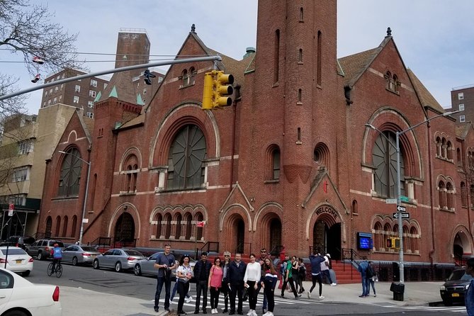 Gospel Mass in Harlem. - Cotton Club pass-by: A quick look at a famous name