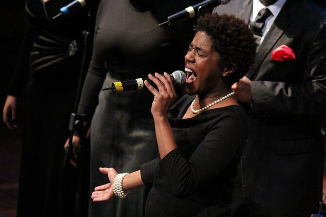 Gospel Wednesday Music Concert in Harlem - The 5:30–6:30 Praise & Worship Concert: How the Hour Plays Out