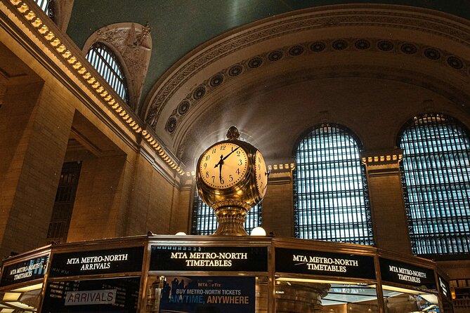 Grand Central Terminal: Secrets & Stories Tour - Dining Concourse reset: snacks, quick bathroom time, and regrouping