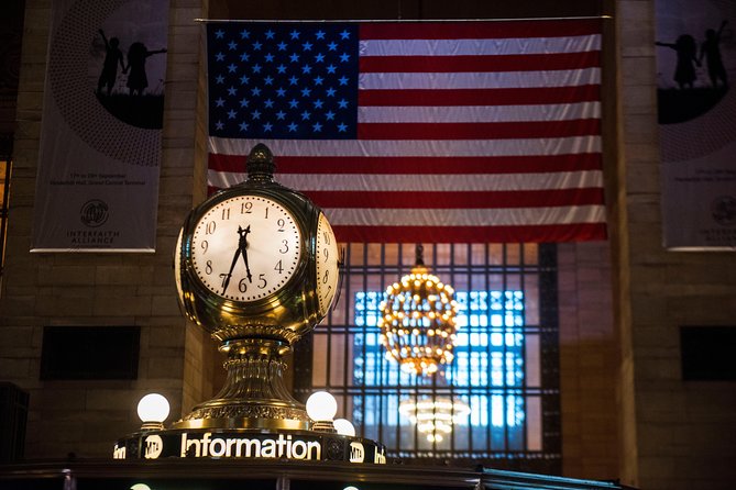 Grand Central: The Open Sesame Bagel Tour - The Whispering Gallery and Kissing Room factor