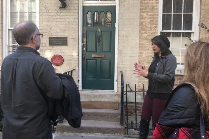 Greenwich Village Literary Pub Crawl - Likely stops you’ll recognize, and how to handle the difference