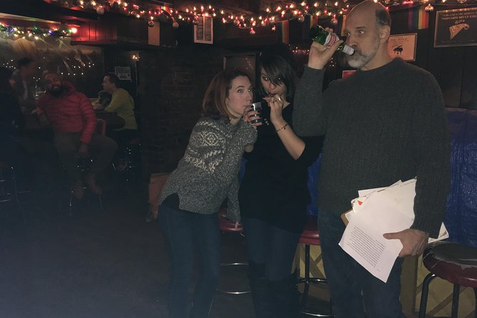Greenwich Village Literary Pub Crawl - How the guide performance changes your afternoon