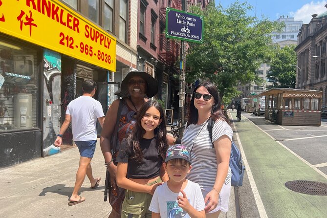 Greenwich Village Soho Little Italy/Paris Chinatown Walking Tour - Chinatown: the city within a city and why the finish is smart