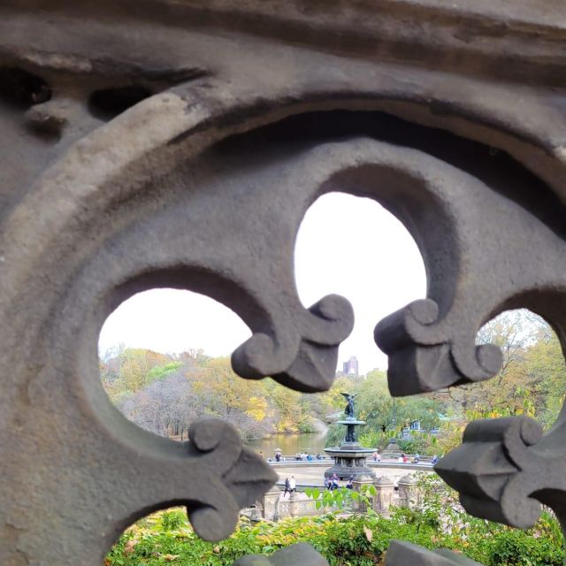 Guided Deluxe Pedicab Tour in Central Park - SummerStage and Bethesda Fountain: big landmarks with real breathing room
