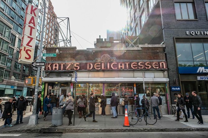 Guided tour of Lower East Side, Chinatown and Little Italy in French - Price and Value: What $63.86 Buys You in NYC