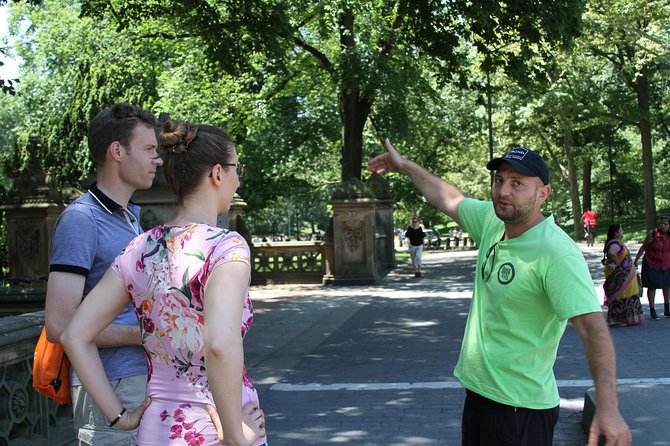 Guided Walking Tour Of Central Park - Stop 4: Alice in Wonderland Statue (Free Admission) for a Pop of Storybook Charm