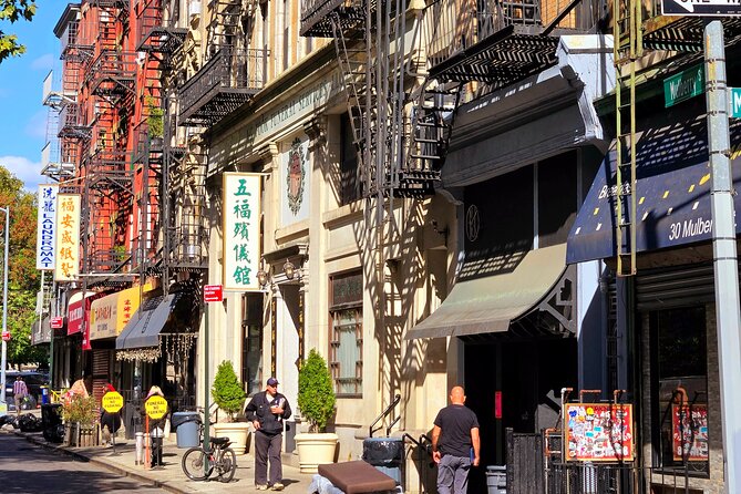 Harlem Bronx Brooklyn Queens Tour in 7 Hours - Street art in Bushwick and Hasidic life in Williamsburg