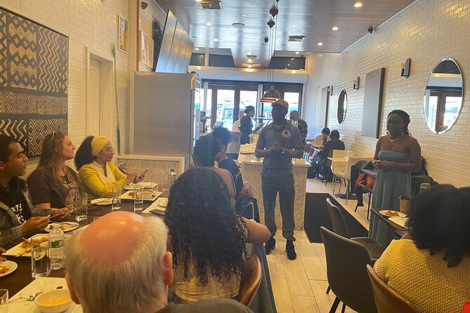 Harlem Cultural Food Brunch Tour - Apollo Theater Stop: Performance History You Can Taste Later