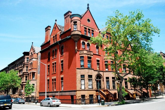 Harlem Gospel and Brunch Guided Tour - Landmarks between music and politics: Apollo, Powell Jr., and Hotel Theresa