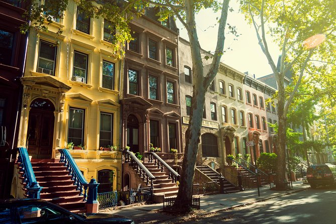 Harlem guided tour in French - Guides Who Make It Click: Marie, Guillaume, Aymeric, and the Clear-French Style