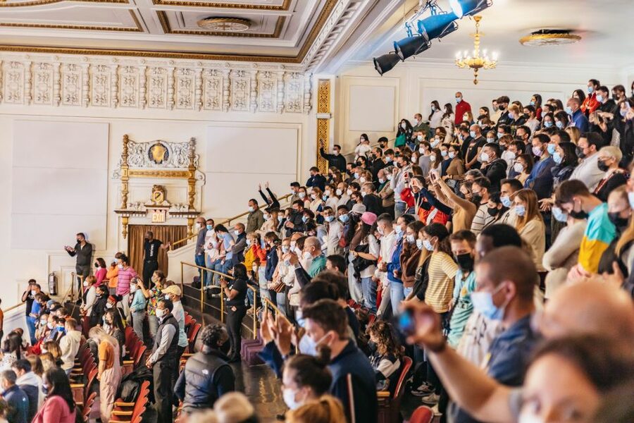 Harlem: Mount Morris Gospel Tour with Brunch - From the Apollo Theatre Area to Brownstones and 19th-Century Homes