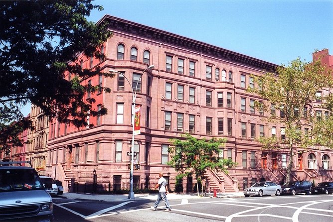 Harlem Walking Tour: Mount Morris Park Historic District w/ Lunch - Marcus Garvey Memorial Park: a quieter 30 minutes with big-name history