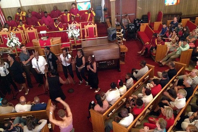 Harlem Wednesday Morning Gospel Tour - Schomburg Center stop: a short visit with a big purpose