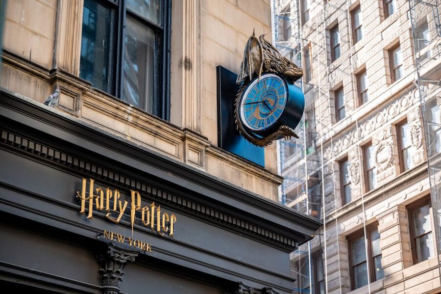 Harry Potter Shop New York: Magical Experiences - Your “broom flight” at Harry Potter New York: it’s movie magic, not a roller coaster