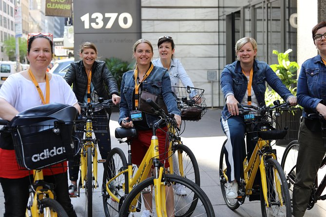 Highlights of New York City Guided Bike Tour (English or Dutch) - Meeting at 79 Chambers St and getting underway at 11:00
