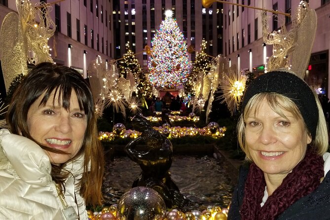 Holiday Lights Extravaganza Walking Tour - Fifth Avenue window magic: from Rockefeller views to camera-ready facades